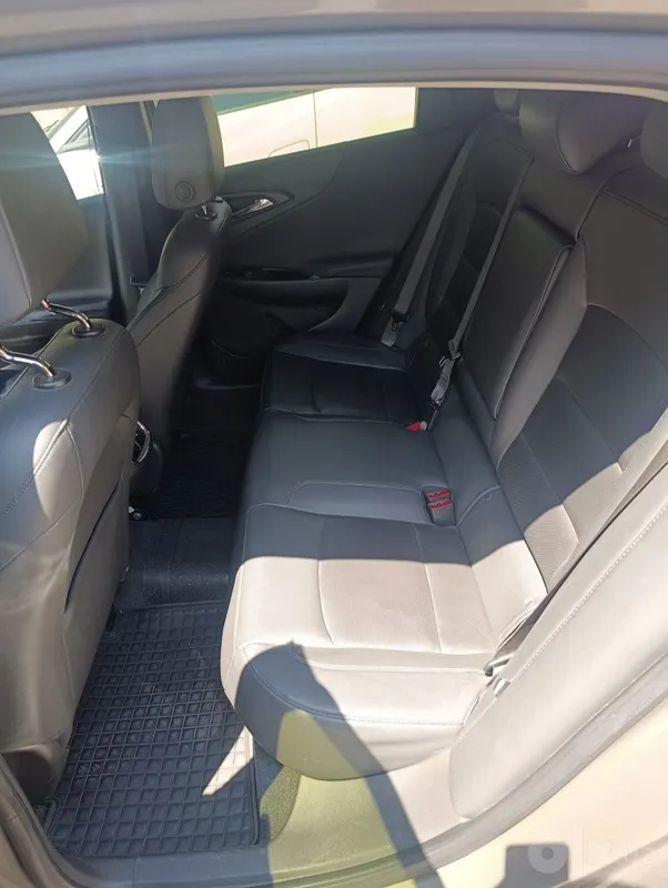 Malibu 2 Premier 2L turbo 5 Malibu 2 Premier 2L turbo 5