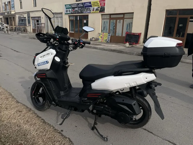 Tank skutr sotiladi