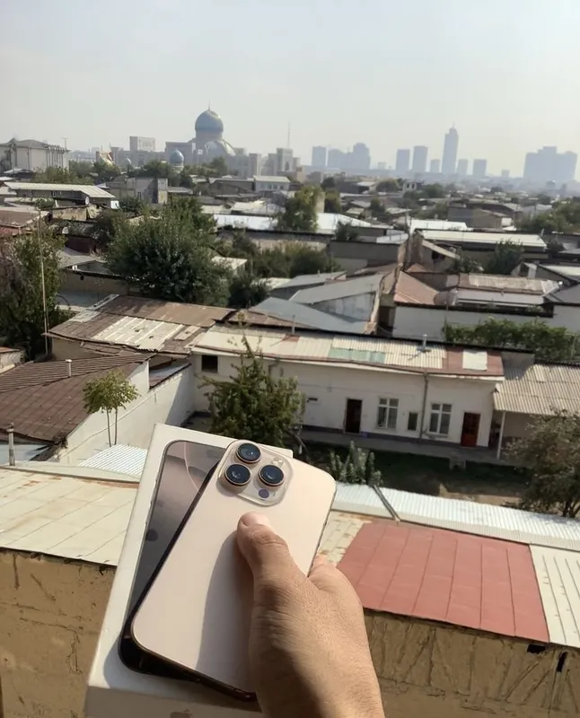 iPhone 16 Pro, 128 ГБ 1