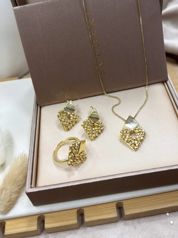 Tillassi bilan 1:1 ishlangan kamplektlar 9