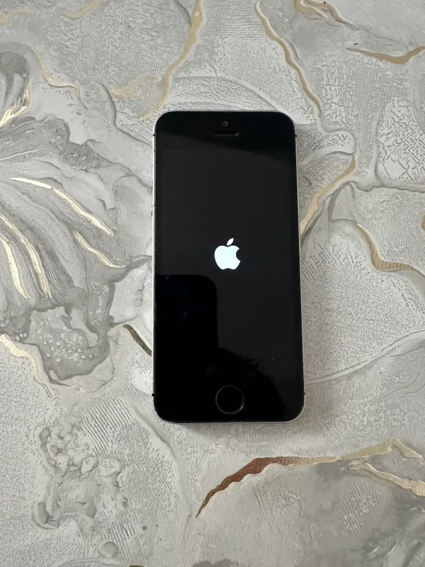 İphone 5 SE Yomkist 100%