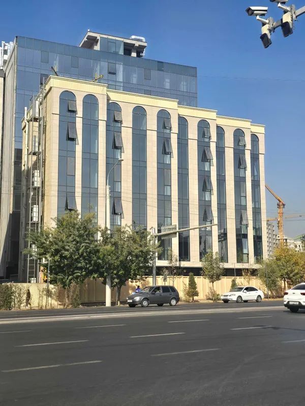 Аренда и Продажа офисных помещения, Аэропорт окало дома Newport 2