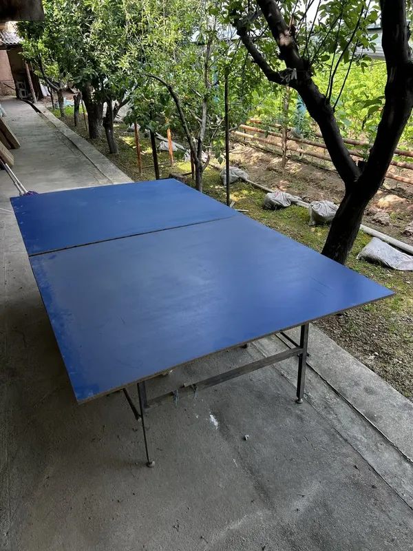 Stol tennis sotiladi