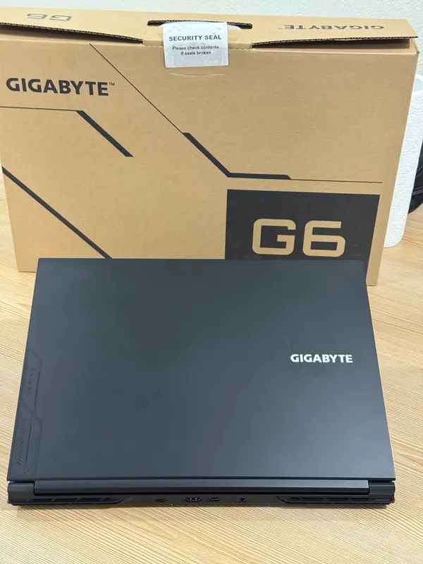 Игровой ноутбук GIGABYTE G6 KF — фото 2
