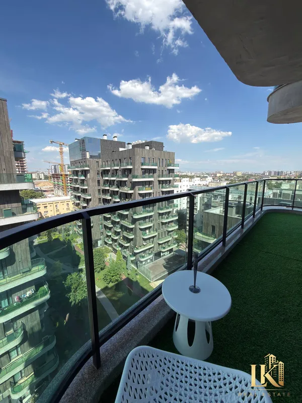 PARKWOOD ЖК (Mirabod tumani)da 3 xonali kvartira sotiladi 10