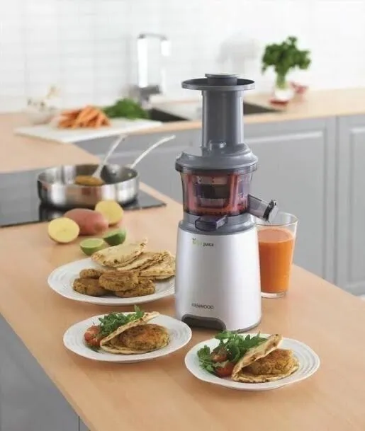 Шнековая соковыжималка Kenwood JMP601 3