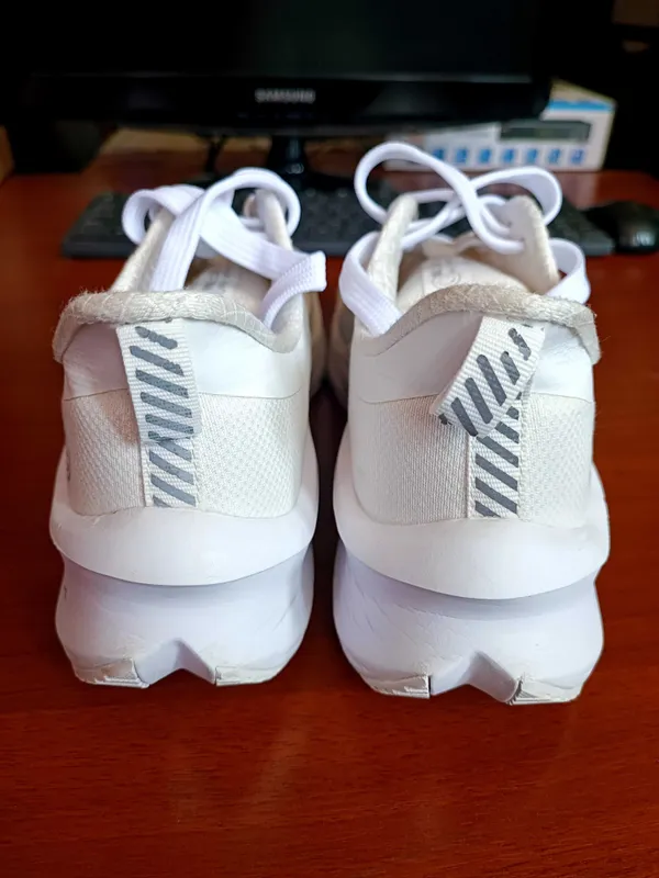 Мужские Nike Zoomx 3 Мужские Nike Zoomx 3