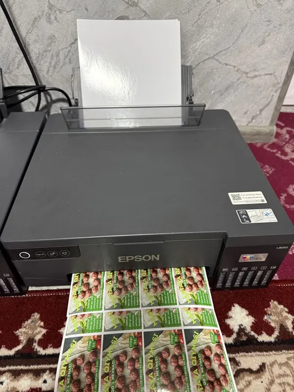 Epson L 8050 printer xolati yangi