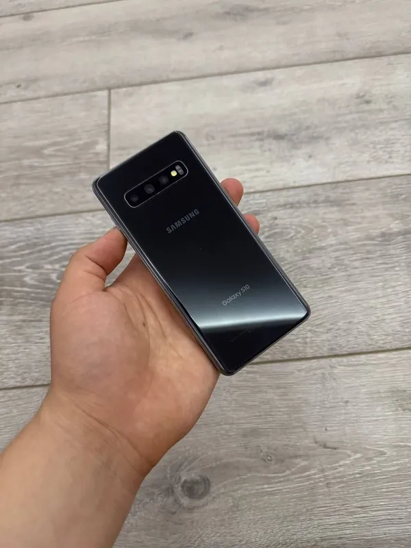 Samsung s10 128 Ekrani alishkan Samsung s10 128 Ekrani alishkan
