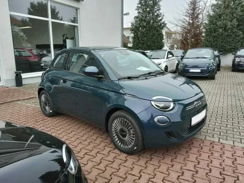 FIAT 500 Электрический 2 FIAT 500 Электрический 2