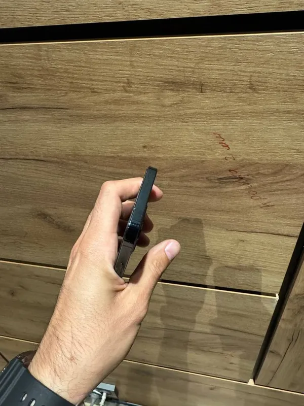 Iphon 12 pro 128 holati idial orqa shisha bilan batareka almashgan — фото 4
