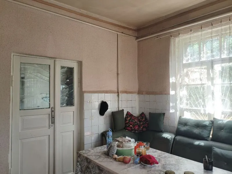 Botkina 122, Yashnobod- Sotiladi Oilaviy yashash uchun yoki pod kafe 8