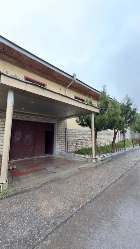 Srochna Uchastka Sotiladi keles centrda — фото 1