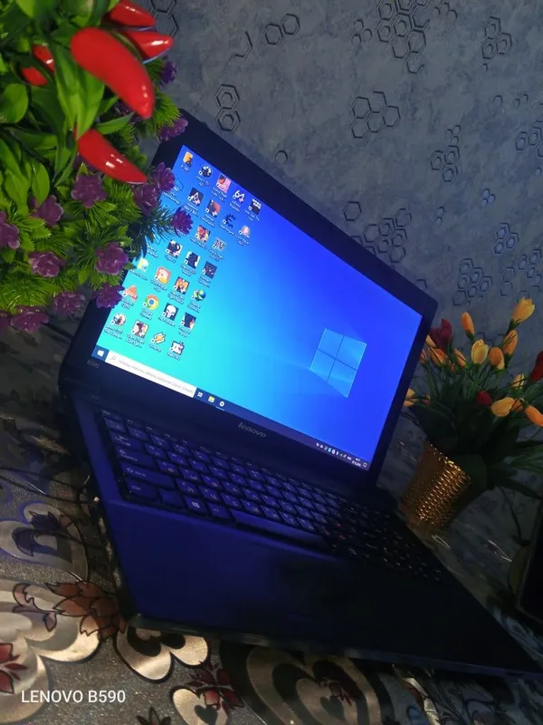 Noutbuk Lenovo b590 2 Noutbuk Lenovo b590 2