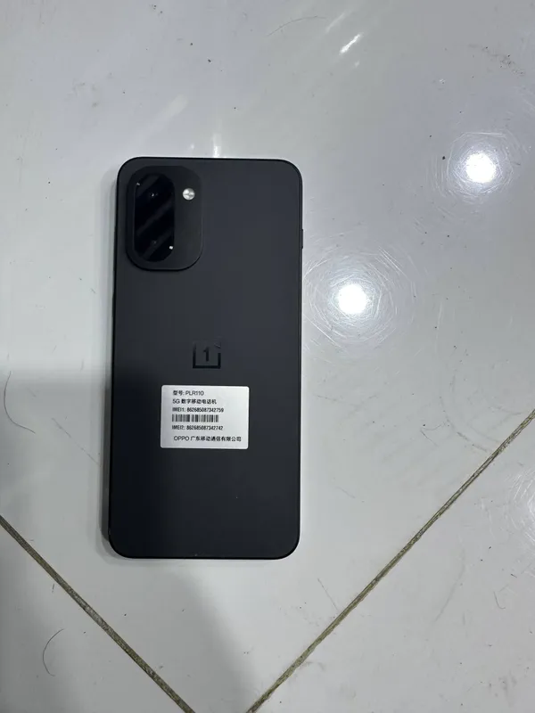 Sotiladi Oneplus ace 6t 1