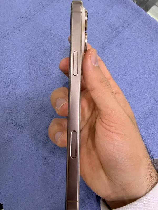Iphone 16 pro max 256gb 4 Iphone 16 pro max 256gb 4