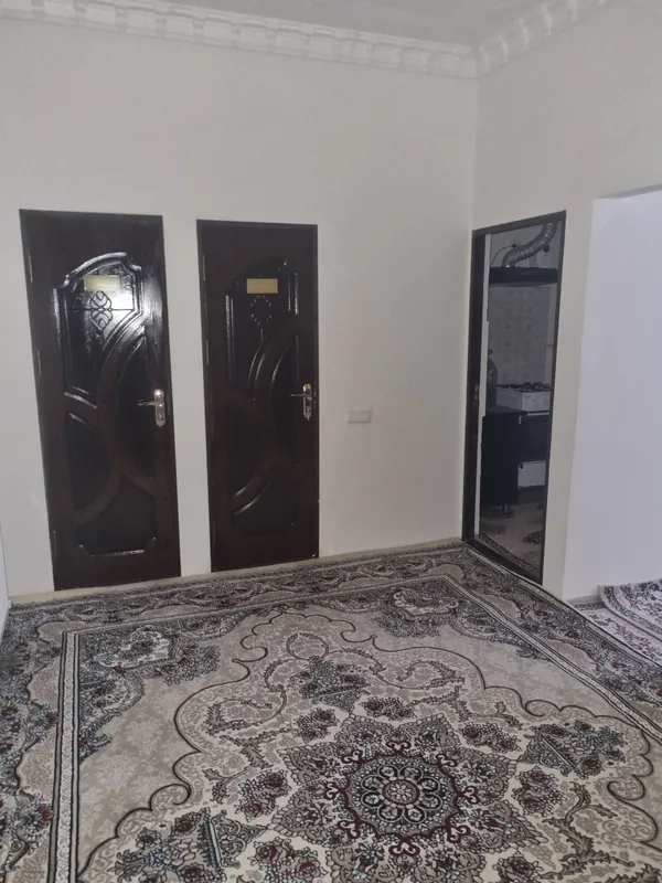 kvartira sotiladi 5 etajli 1chi etajda padvali bn — фото 1