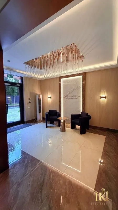 Regnum Plaza ЖКda (2/2/15) kvartira sotiladi, White Box 5