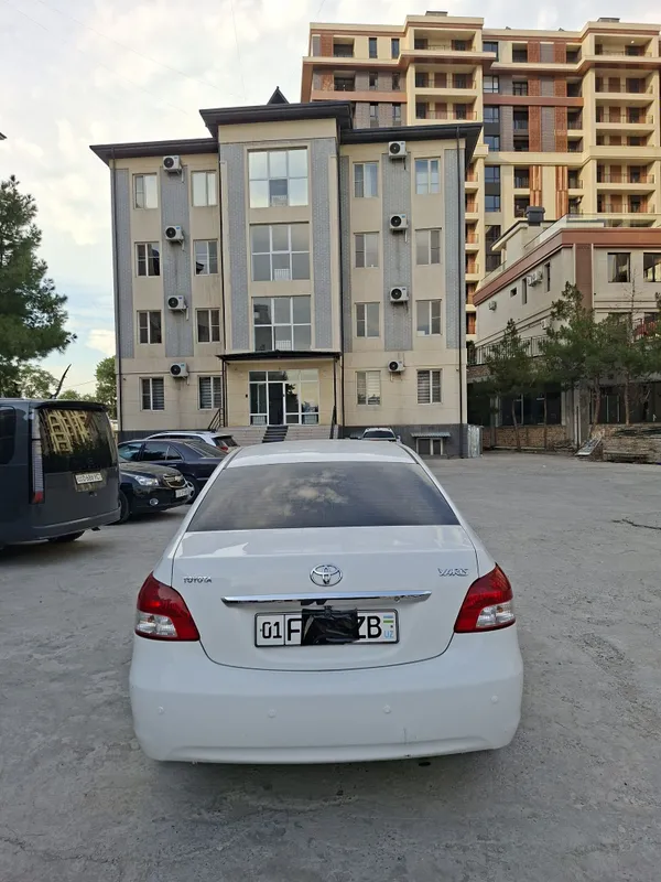 Срочно продаю тоиота ярис — фото 5 Срочно продаю тоиота ярис — фото 5