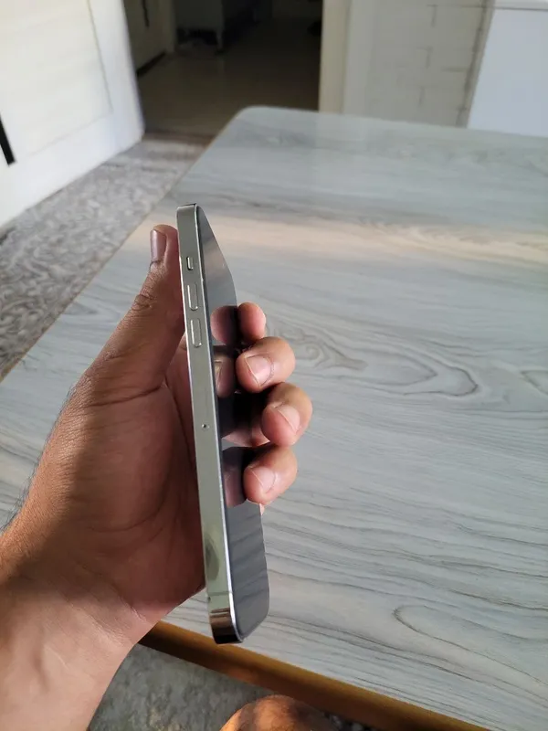 Iphone 14 pro max 1