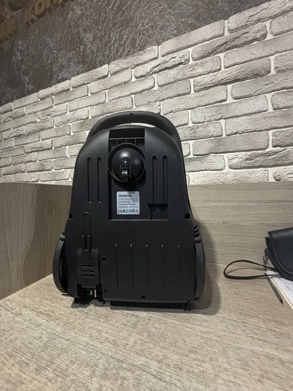 Мощный пылесос премиум-класса AIWA AI 555 (Серый) / Новый / Оригинал 3 Мощный пылесос премиум-класса AIWA AI 555 (Серый) / Новый / Оригинал 3