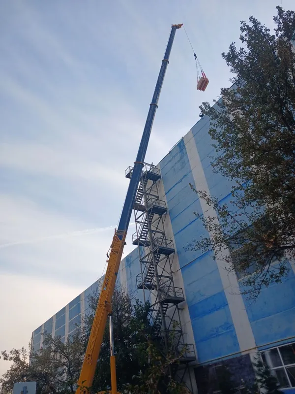 Avto kran Xizmati 20 ton 75 tonnagacha 4