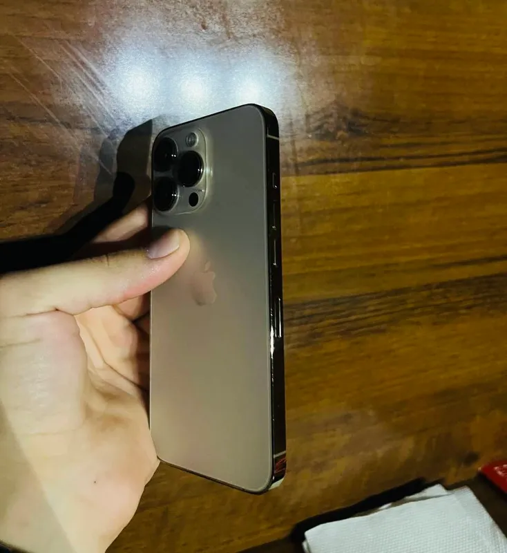 Iphone 13 pro Gold 3 Iphone 13 pro Gold 3
