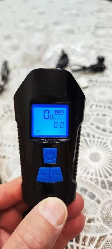 Продам электронная фара, спидометр на руль велосипеда 3 Продам электронная фара, спидометр на руль велосипеда 3