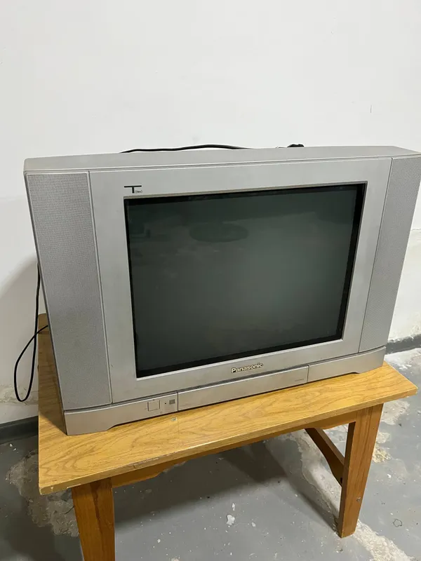 Televizor sotiladi PANASONIC 1 Televizor sotiladi PANASONIC 1