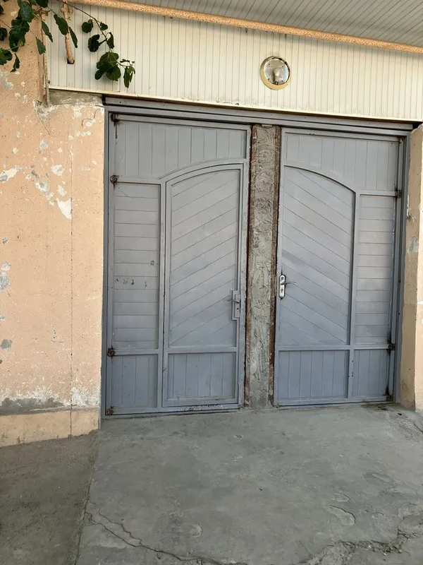 Hovli ijaraga beriladi faqat oilaga Chorsuda 400$ 4 Hovli ijaraga beriladi faqat oilaga Chorsuda 400$ 4