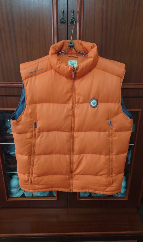 Жилетка NIKE Лебяжий пух xxxl (xxxxl} 1 Жилетка NIKE Лебяжий пух xxxl (xxxxl} 1