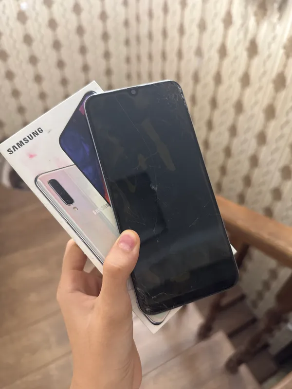 📱 Samsung Galaxy A50 сотилади — фото 1 📱 Samsung Galaxy A50 сотилади — фото 1