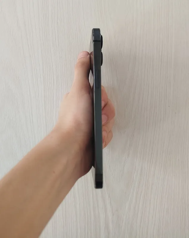 Iphone 12 Pro max 3