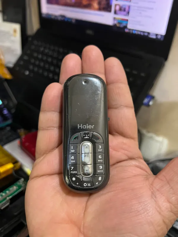Мини телефон плеер Haier 1 Мини телефон плеер Haier 1