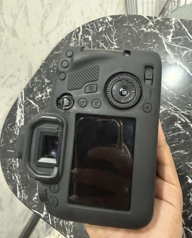 Камера Canon EOS 6D и объектив EF 24-105mm со стабилизатором 2 Камера Canon EOS 6D и объектив EF 24-105mm со стабилизатором 2