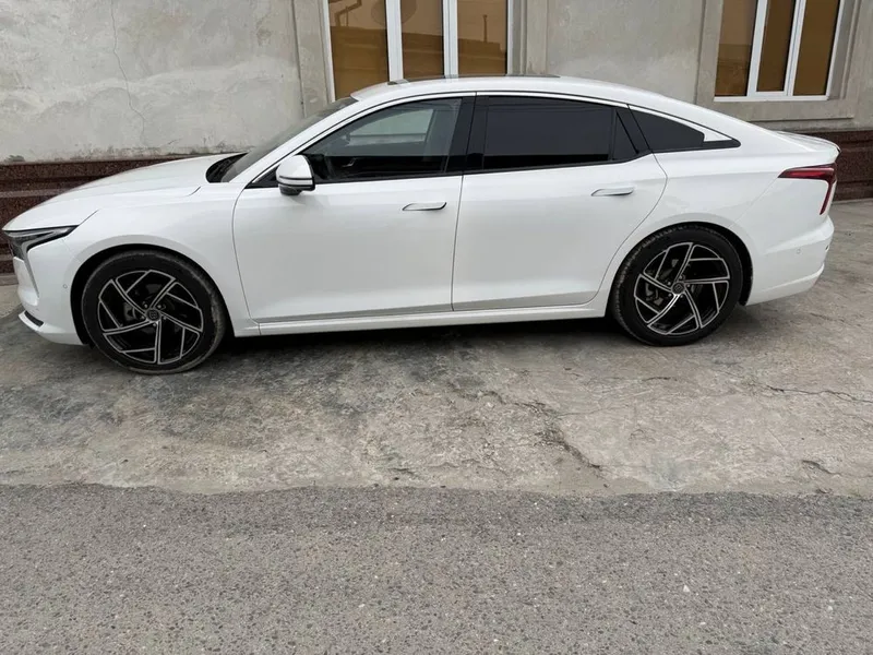 Bestune B 70 срочно сотилади! 2