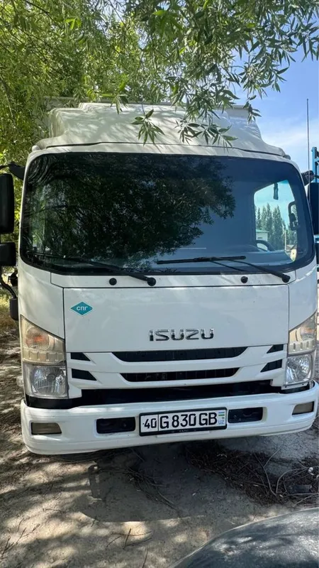 Isuzu sng 2018 yil 600ming yurgani