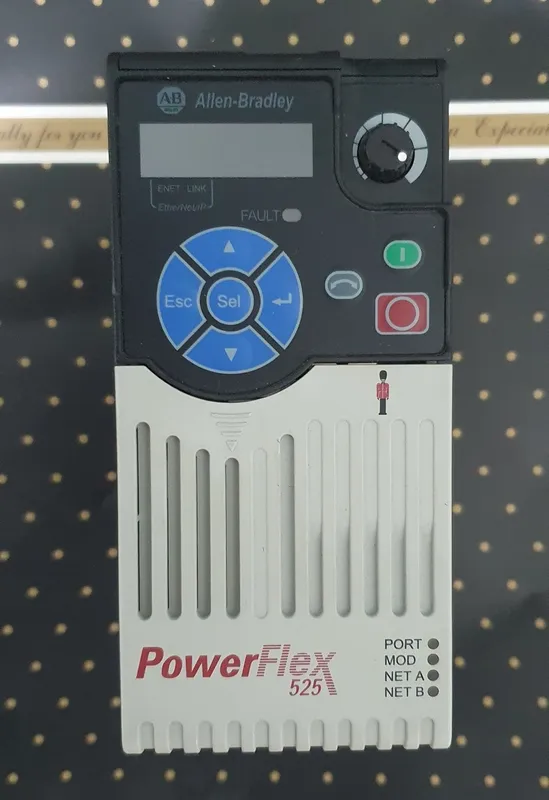 Chastotnik Allen-Bradley PowerFlex 525 — 1.5 kW (4A) 1