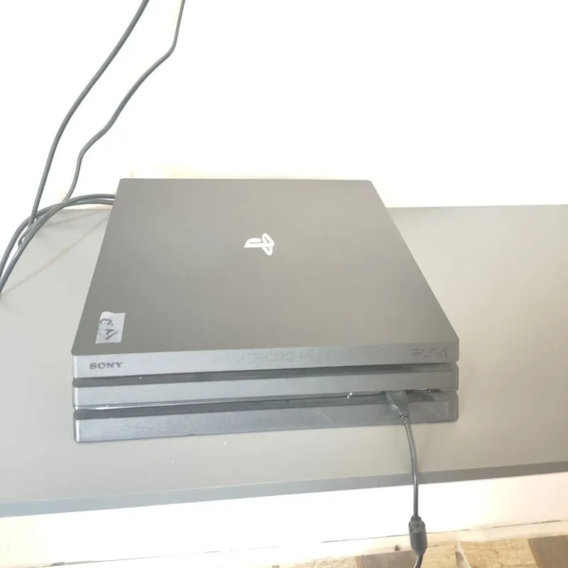 Ps4 pulti bor oyinlari bilan hech qanaqa muamosi yo holati ideal — фото 1