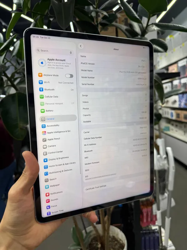 iPad Pro 12.9-inch M1 Sim karta 6