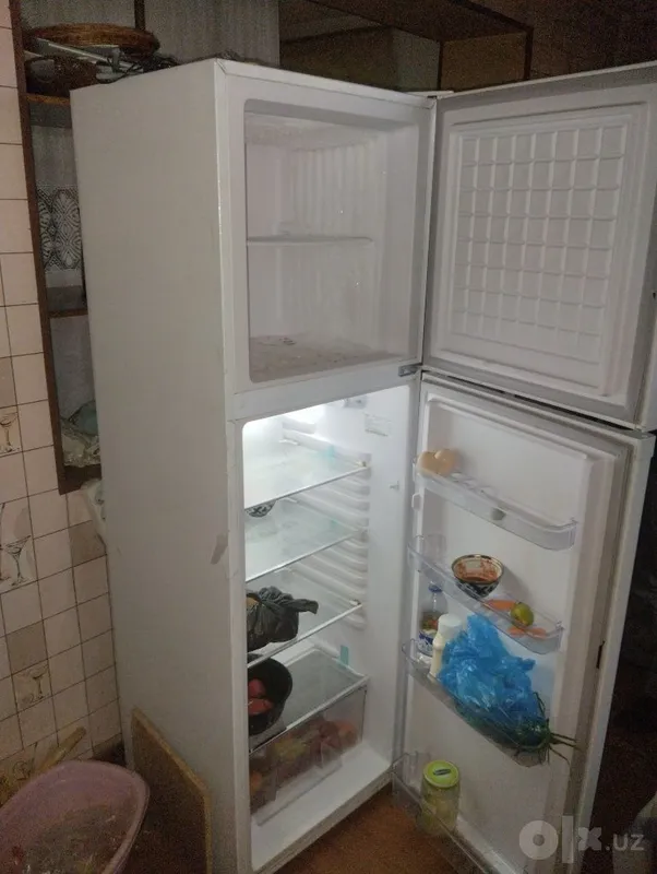 Холодильник СРОЧНО продается 1 Холодильник СРОЧНО продается 1
