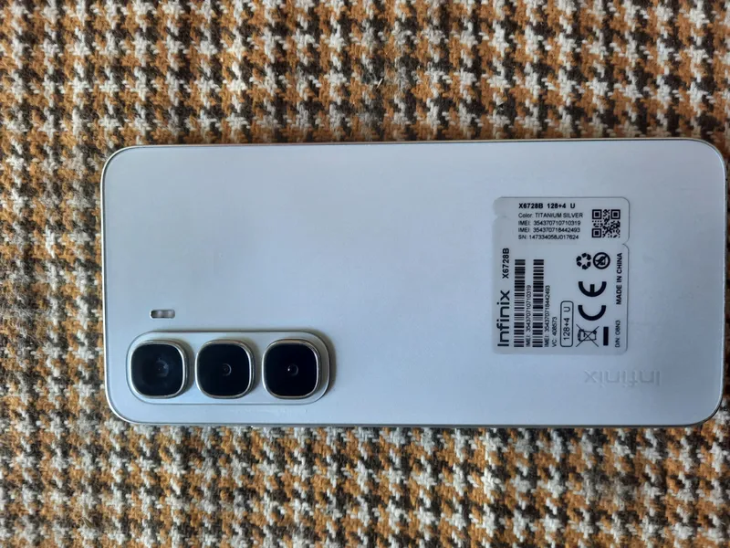 Infinix Hot 60i, родной, коробка, документы, зарядка есть 3 Infinix Hot 60i, родной, коробка, документы, зарядка есть 3