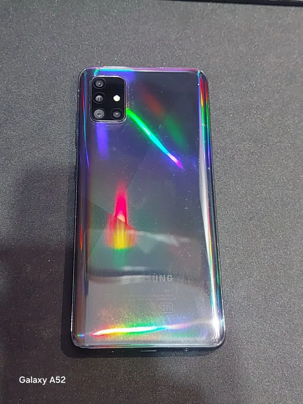 Samsung telefonlarini sotaman 1 Samsung telefonlarini sotaman 1