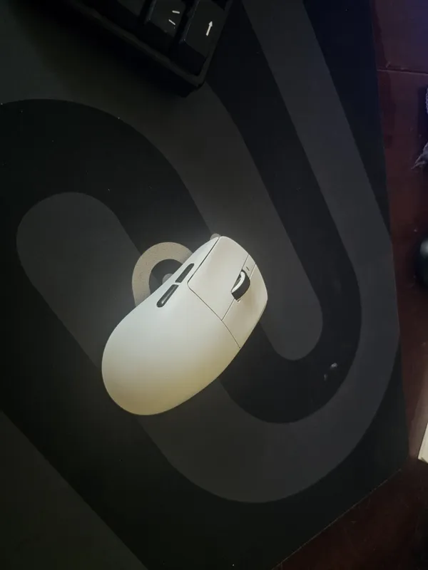 Монитор AOC 27 240 Hz 6