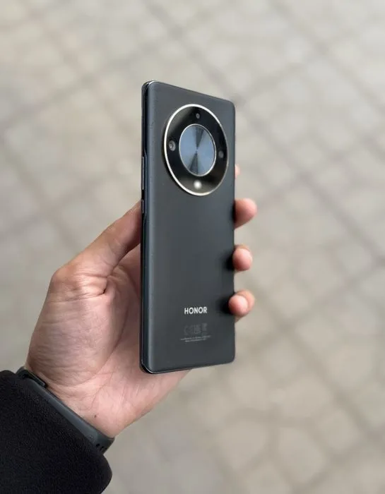 Honor x9b 12/256 Honor x9b 12/256