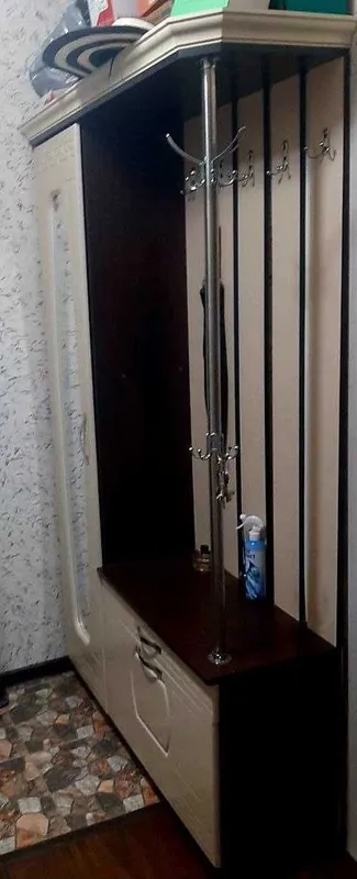 Прихожая почти в новом состояние очень вместительная и удлбная — фото 1