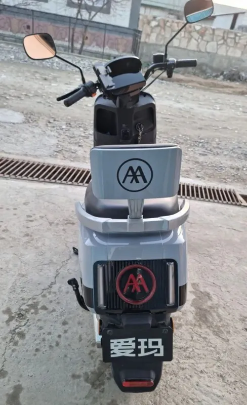 Скутер AIMA A723 4 Скутер AIMA A723 4