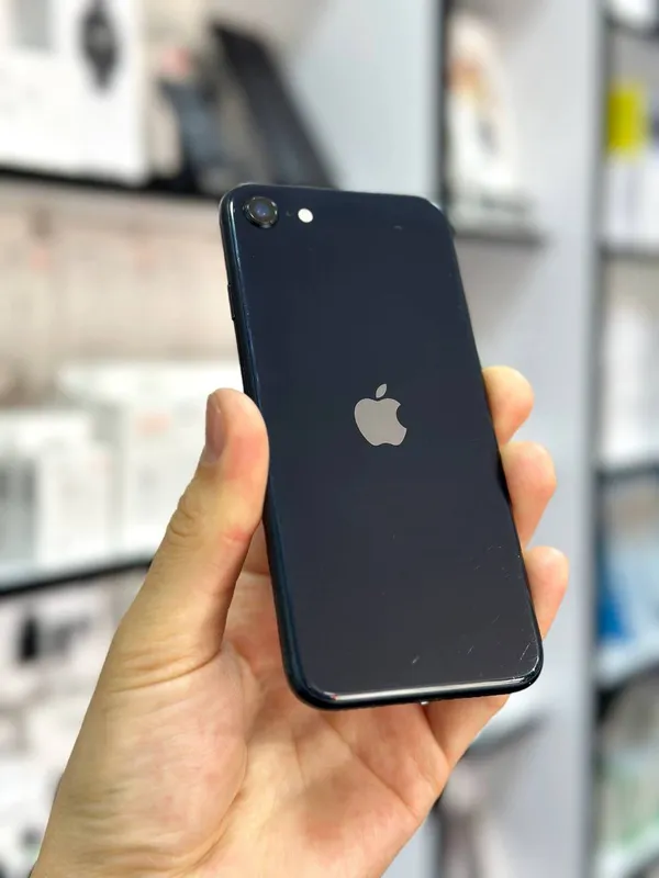 iPhone SE 2022