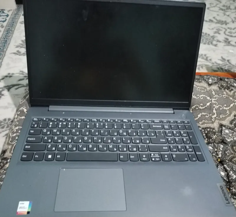 noutbuk Lenovo