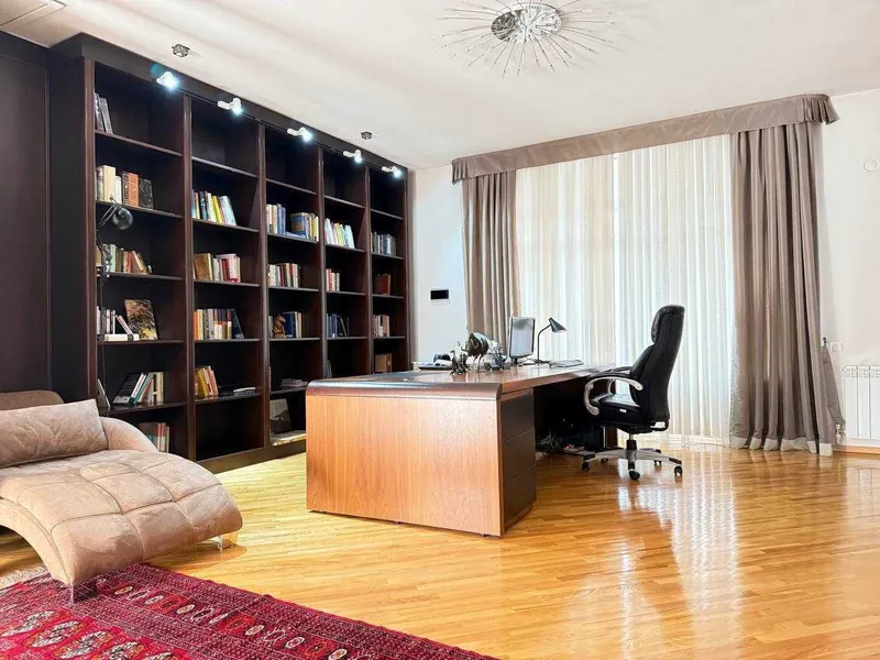 ул.Ивлева ул.Кичик Мирабад 7-сот 2-эт 6-комн 350 м² ремонт — фото 4